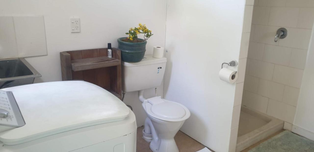 Are Tamareni 2Br Beach Cottage Or River Studio Avarua Oda fotoğraf