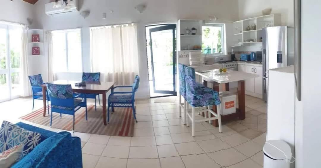 Are Tamareni 2Br Beach Cottage Or River Studio Avarua Oda fotoğraf