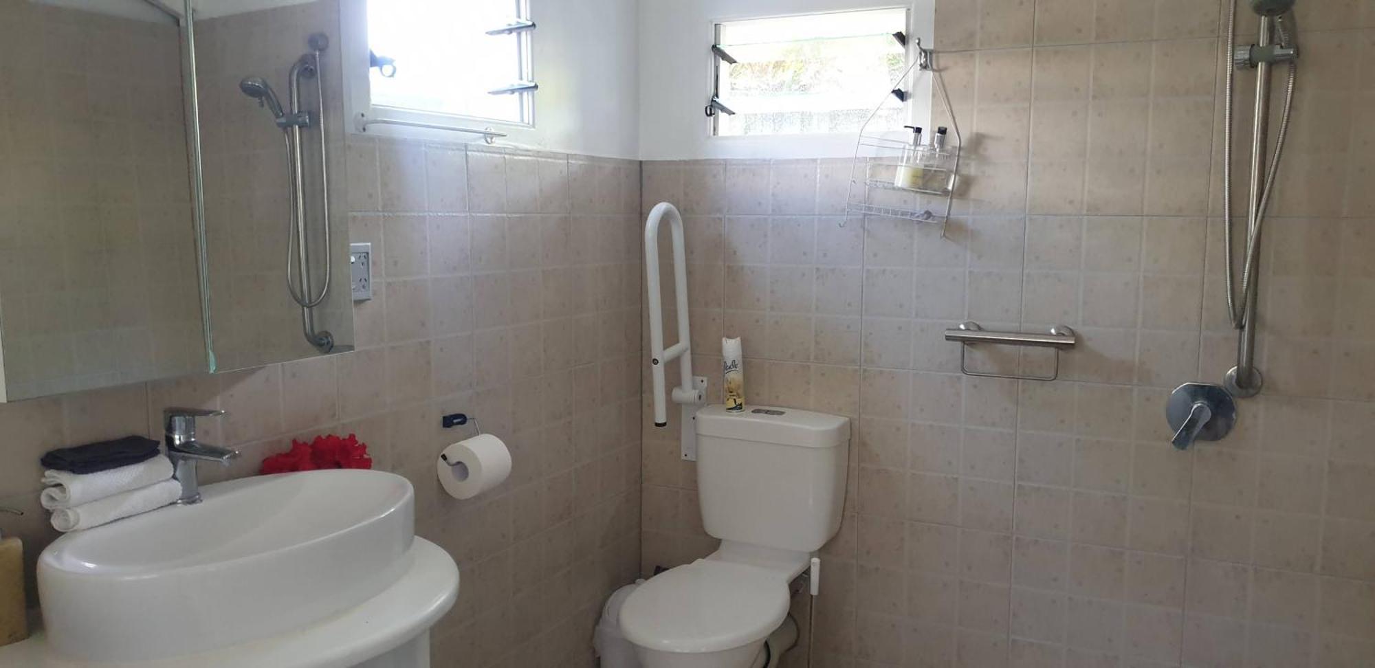 Are Tamareni 2Br Beach Cottage Or River Studio Avarua Oda fotoğraf
