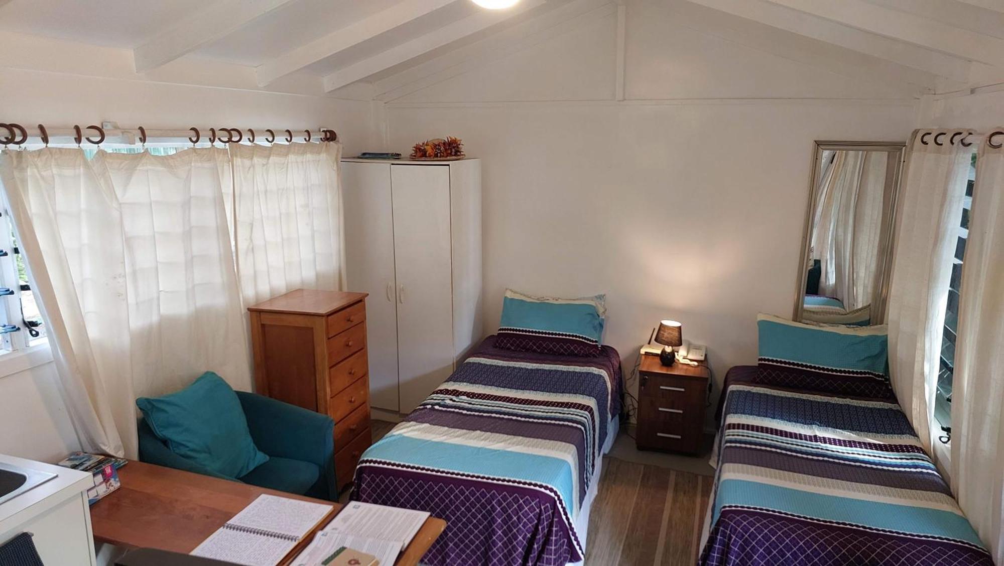 Are Tamareni 2Br Beach Cottage Or River Studio Avarua Oda fotoğraf